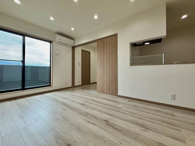 THE NOBLES 秋葉町の居間・リビング