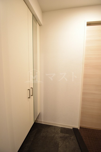 レジデンストレゾールデューの玄関