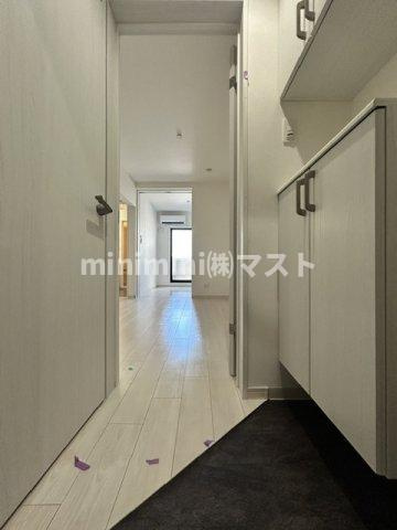 HALIOS RESIDENCEの玄関