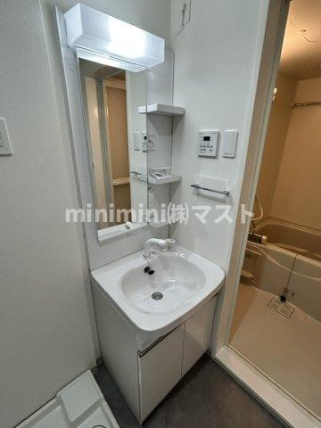 HALIOS RESIDENCEの洗面所