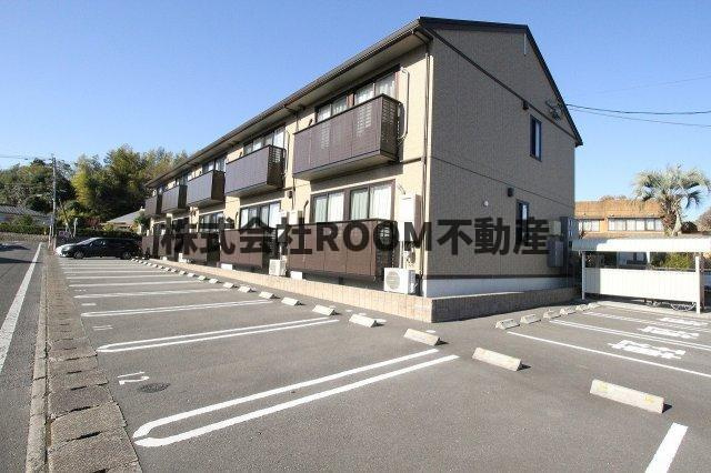 ラ・ヴェスタの駐車場|駐車場です