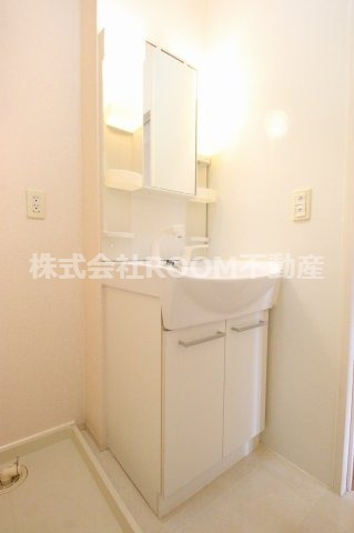 グランカーサの独立洗面台|独立洗面台、朝の身支度には欠かせません