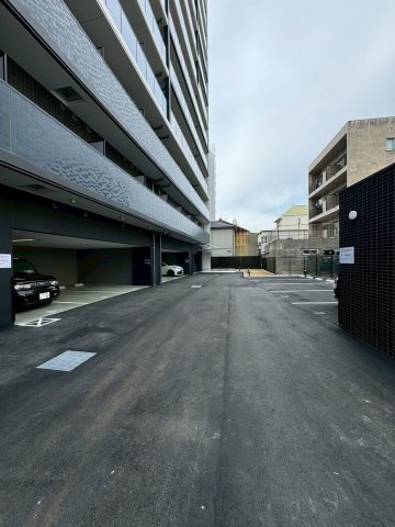 プレサンス上前津ディアシス　名古屋市賃貸　仲介手数料無料の駐車場