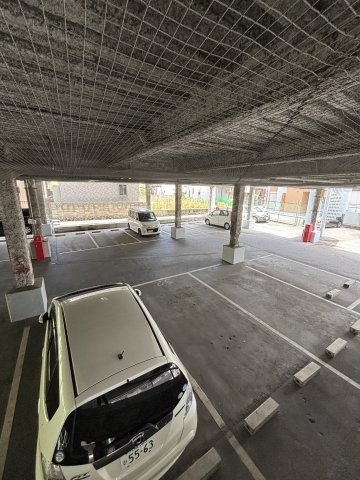 香里さくらハイツⅠの駐車場