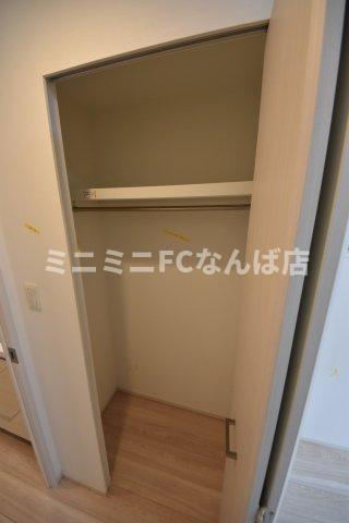 シャローズワン立売堀の収納