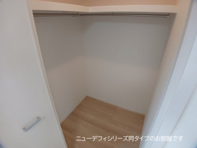 【収納】 | ウエスト．ゲート　Ⅰ | 小物を収納するのに便利です