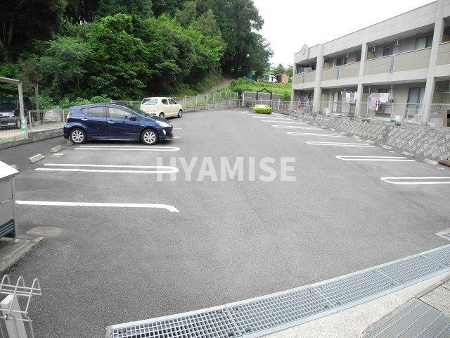 Bell　Diaの駐車場