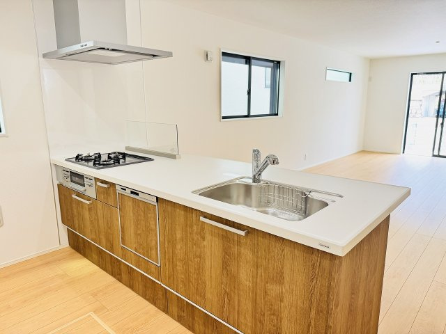 八王子市　上柚木　新築一戸建て　３期のキッチン|～使い勝手良くオシャレなオープンキッチン～