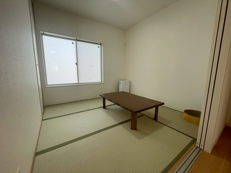 糸満市潮崎町3丁目中古戸建の和室