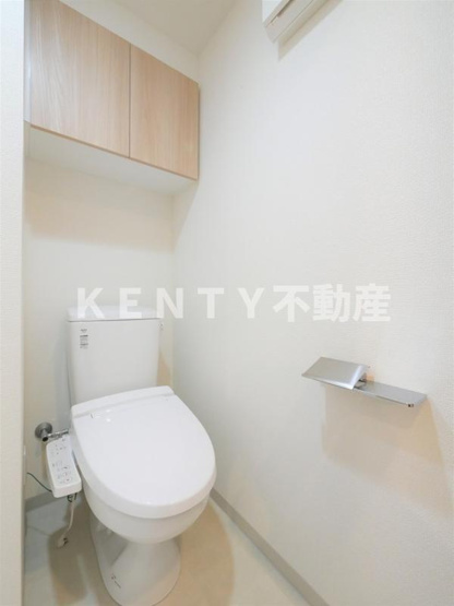 【トイレ】 | ラフィスタ羽田 | 落ち着いた色調のトイレです