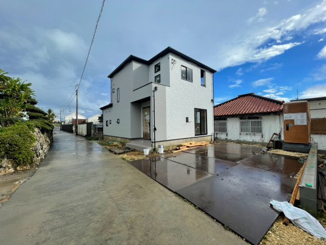 グラファーレ真壁3期　2号棟の前面道路含む現地写真