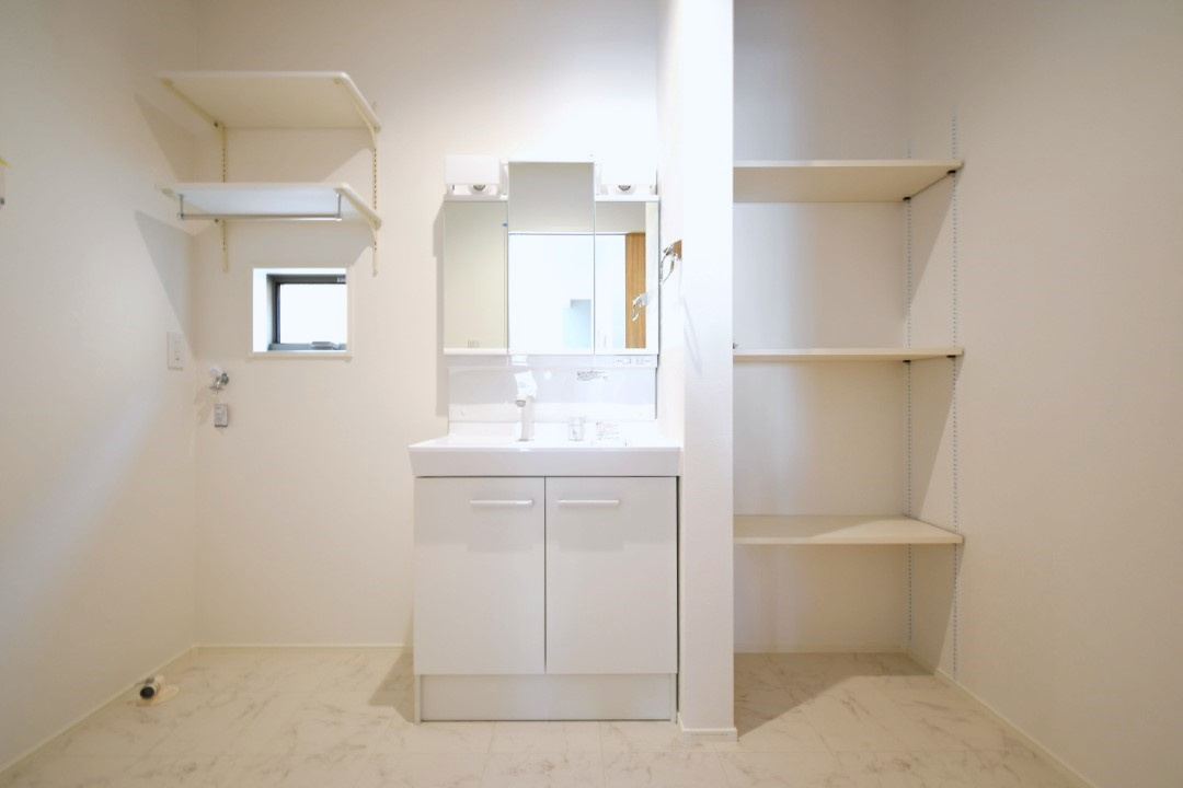 ☆選べる家具プレゼント☆別府町④　新築戸建の独立洗面台