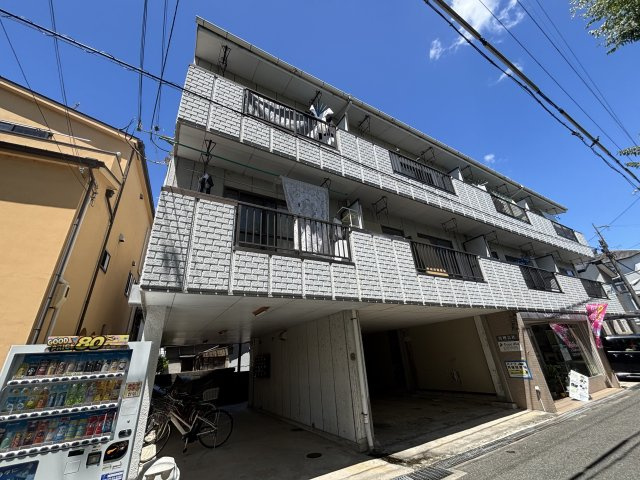 まるき清水の外観