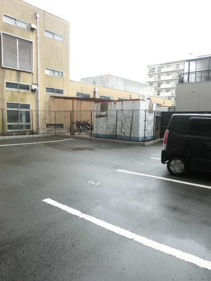 【駐車場】ロアール楠木
