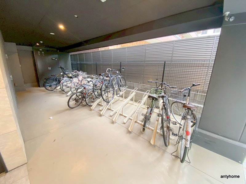 JINO新町　仲介手数料無料の駐車場