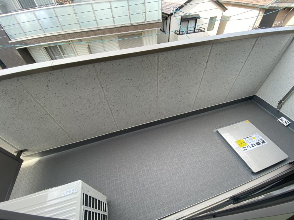 ChicPiece西宮北口のバルコニー