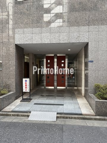 パレステュディオドルチェ日本橋イーストのエントランス