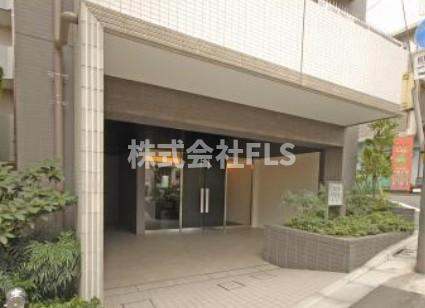 北区滝野川７丁目の賃貸マンションのエントランス