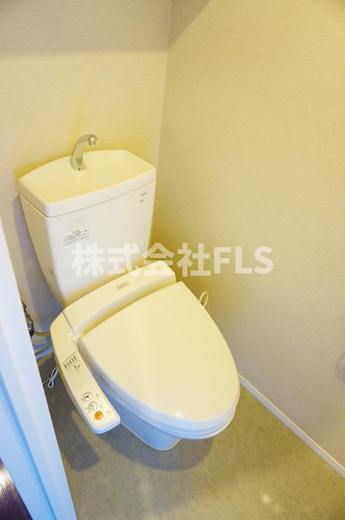 北区滝野川７丁目の賃貸マンションのトイレ