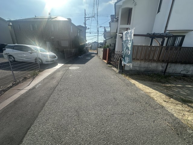 高石市東羽衣４丁目２３４番１の前面道路含む現地写真