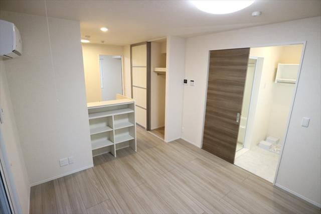 D-room WEST PARK西宮の居間・リビング