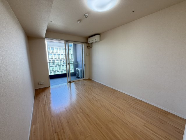 CASA+α名駅南の居間・リビング