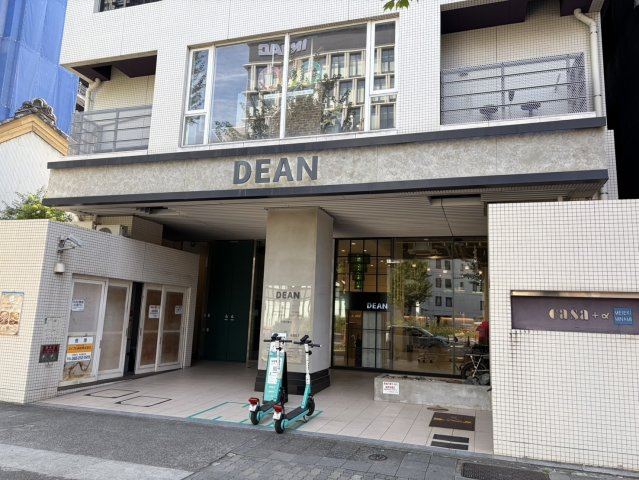 CASA+α名駅南のエントランス