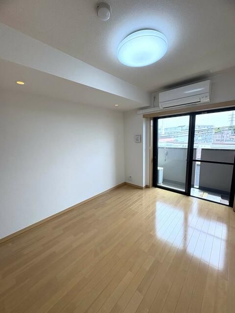ルーブル多摩川伍番館の居間・リビング|ルーブル多摩川伍番館