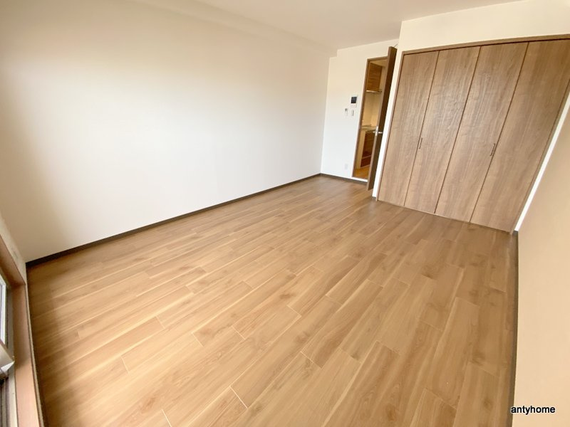レクラン神路　仲介手数料無料の洋室