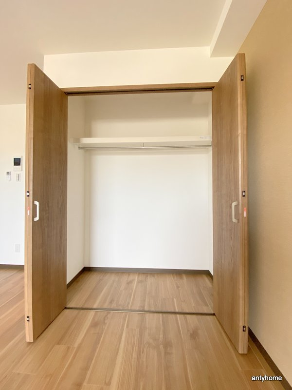 レクラン神路　仲介手数料無料の収納