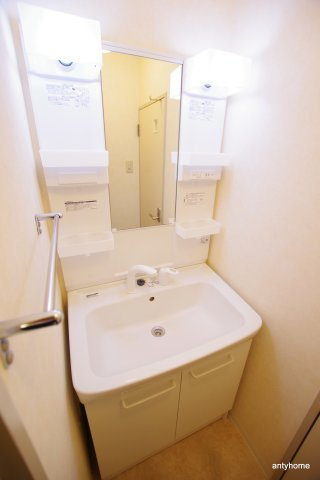 ヴェローノ新大阪南　仲介手数料無料の洗面所