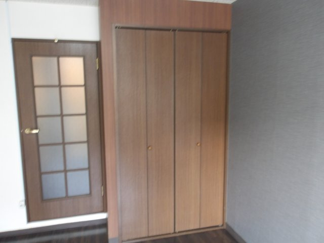 【収納】 | エレガンスコート瀬田 | 便利な収納スペースです