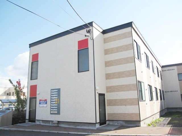 レオパレスグランドール