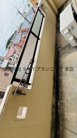 仲介手数料0円！ウィステリアパレスのバルコニー