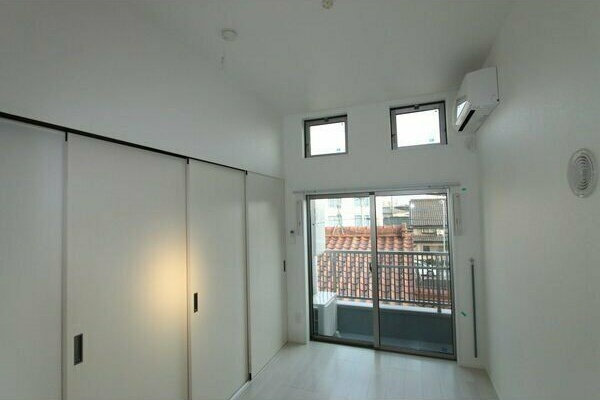 Grand Street 八田の内装