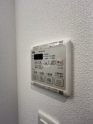 プレサンス新大阪イオリアの設備|プレサンス新大阪イオリア　浴室乾燥機