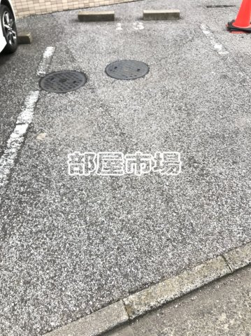 セントエルモ三ノ輪の駐車場