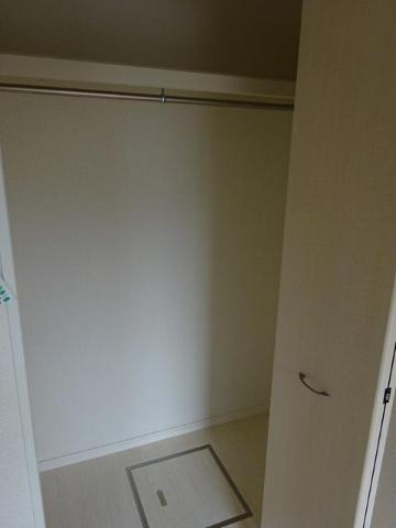 マインヒルズ伍番館の収納|クローゼット