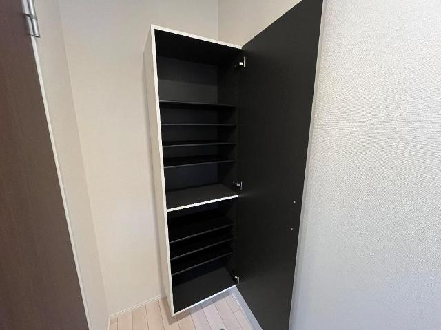 ｃａｓａ　ｅｓｔｅ唐津Ａの収納|下駄箱