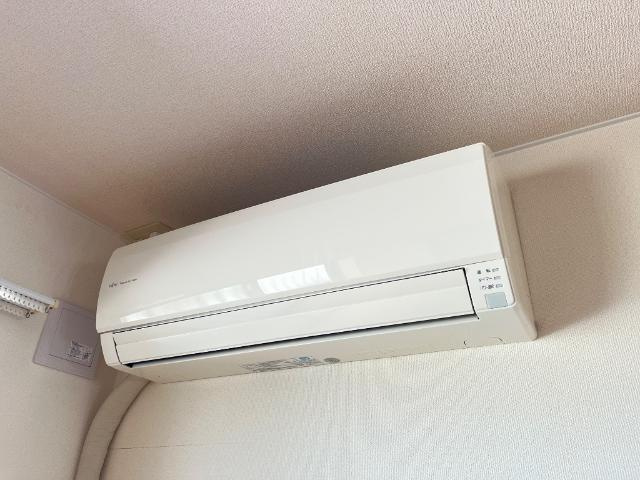 グランディール高尾の設備|エアコン（サービス設置）