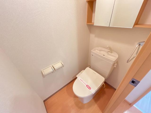 メゾンひばりヶ丘壱番館のトイレ|シャワー付トイレ