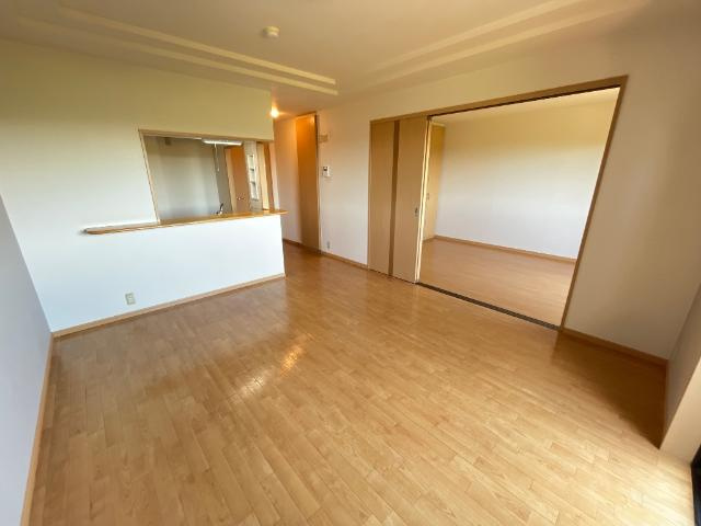 メゾンひばりヶ丘弐番館の居間・リビング|リビング
