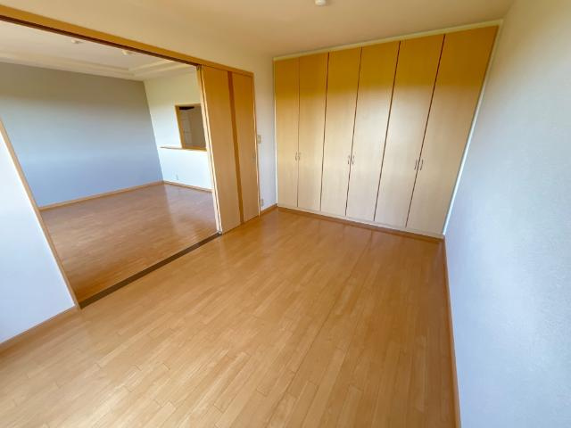 メゾンひばりヶ丘弐番館の内装|洋室