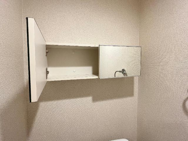 サクシード３の収納|トイレ収納