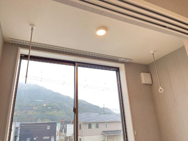 ｃａｓａ　ｅｓｔｅ唐津Ⅰの設備|室内物干し