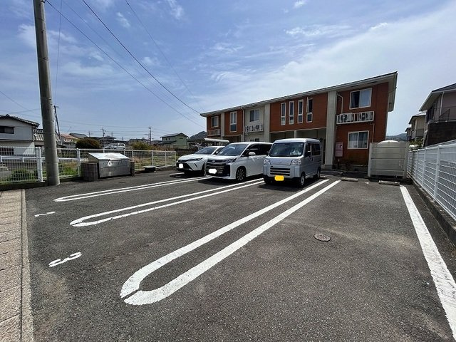 フィオーレの駐車場|駐車場完備です