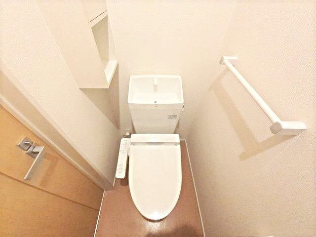 ミキ・ブルック　Ｂのトイレ|清潔感のあるトイレです