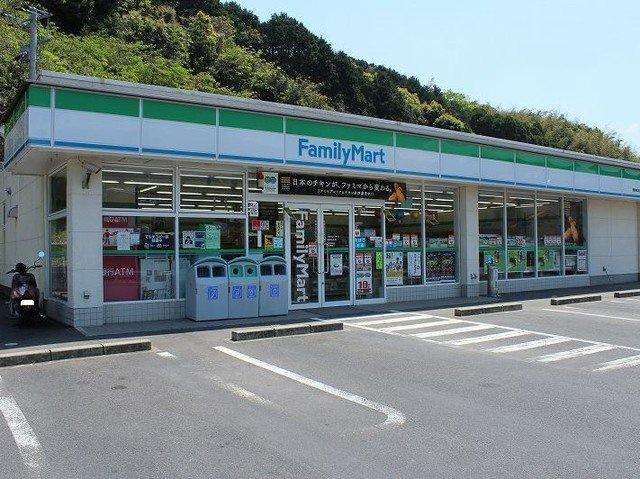 インフィニティ　ハーモニーＢの周辺|ファミリーマート 唐津佐志店まで450m