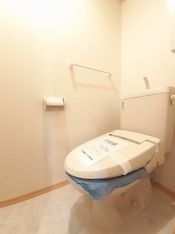 ベルセフォネⅠのトイレ|シンプルで使いやすいトイレです