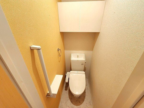サニーガーデンⅠのトイレ|ゆったりとした空間のトイレです